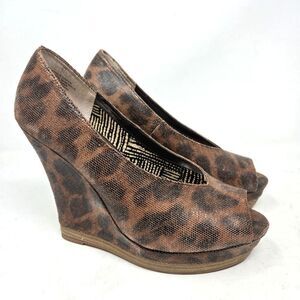 SEYCHELLES Leopard Print Wedge Peep Toe Shoes Size 9